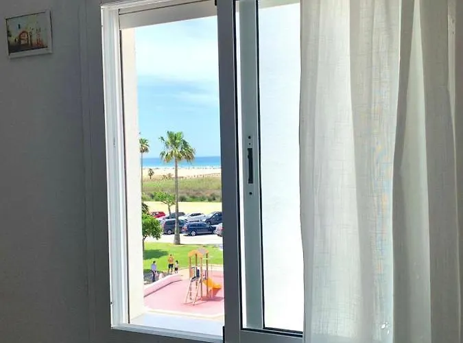 Primera Linea De Playa Paseo Maritimo Apartment *