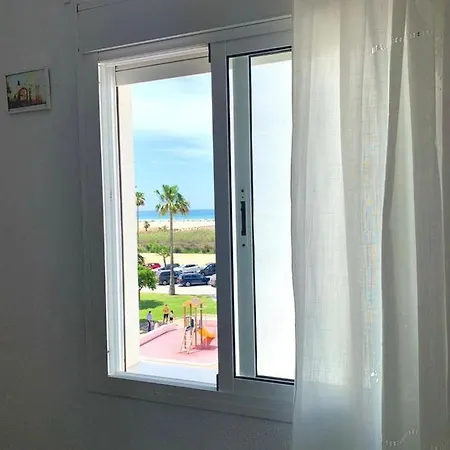 Primera Linea De Playa Paseo Maritimo アパート *